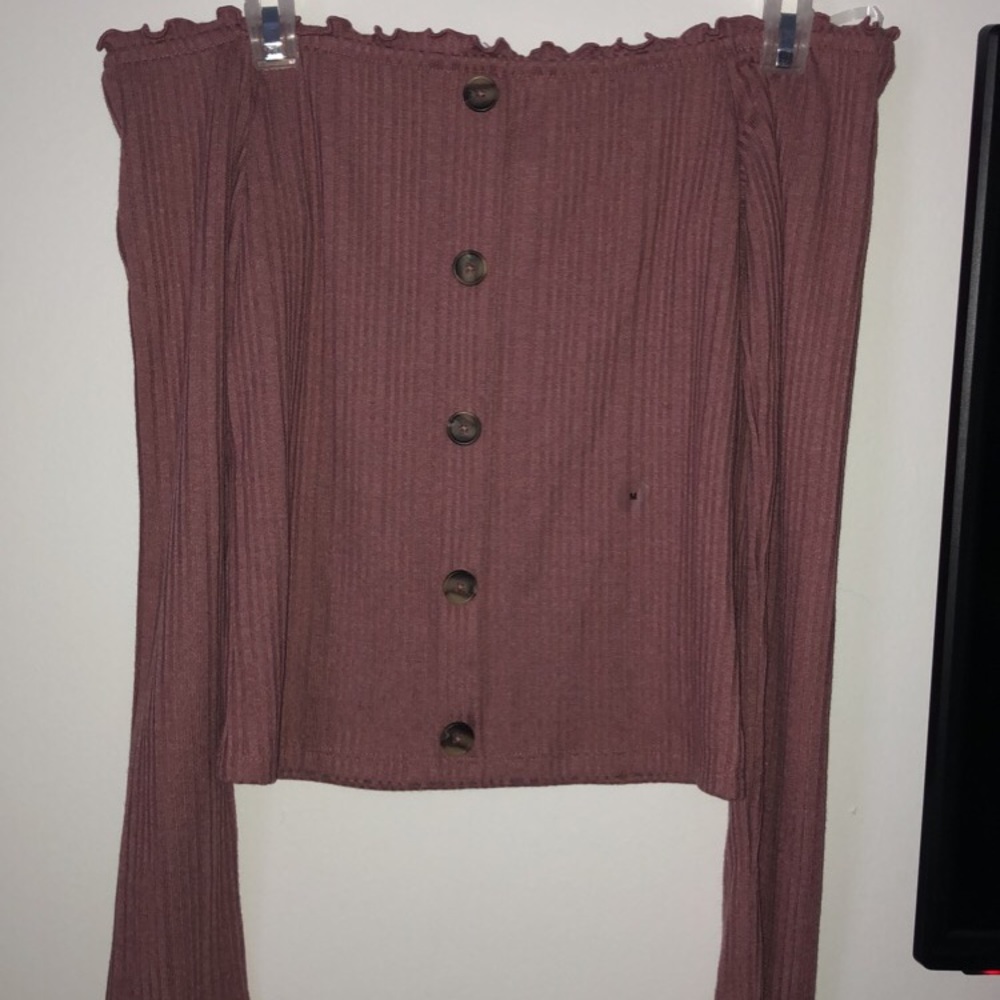 Off the shoulder long sleeve shirt